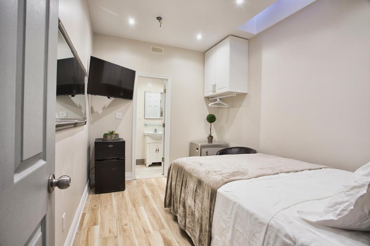 Toronto Rooms And Suites 외부 사진
