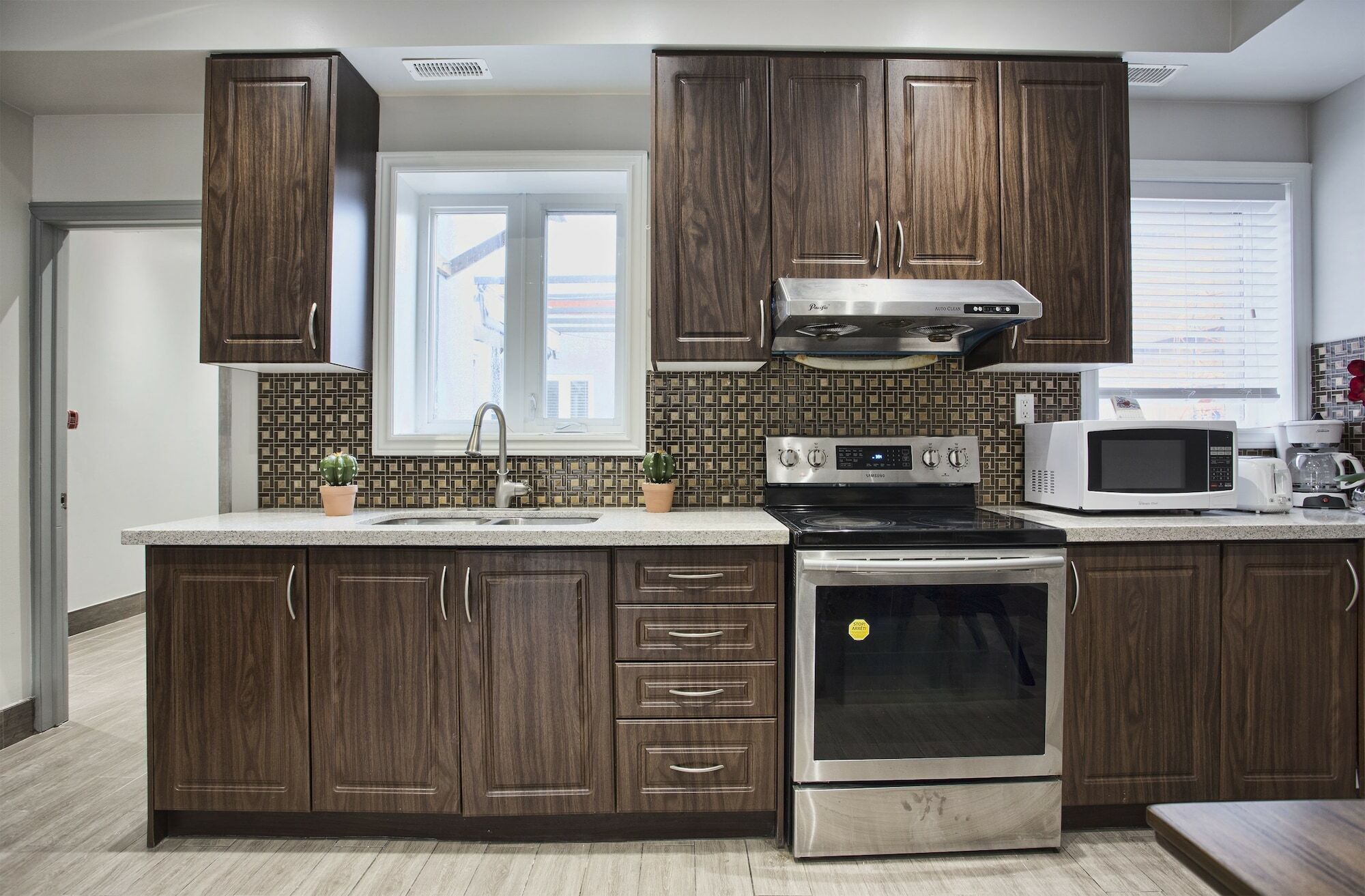 Toronto Rooms And Suites 외부 사진